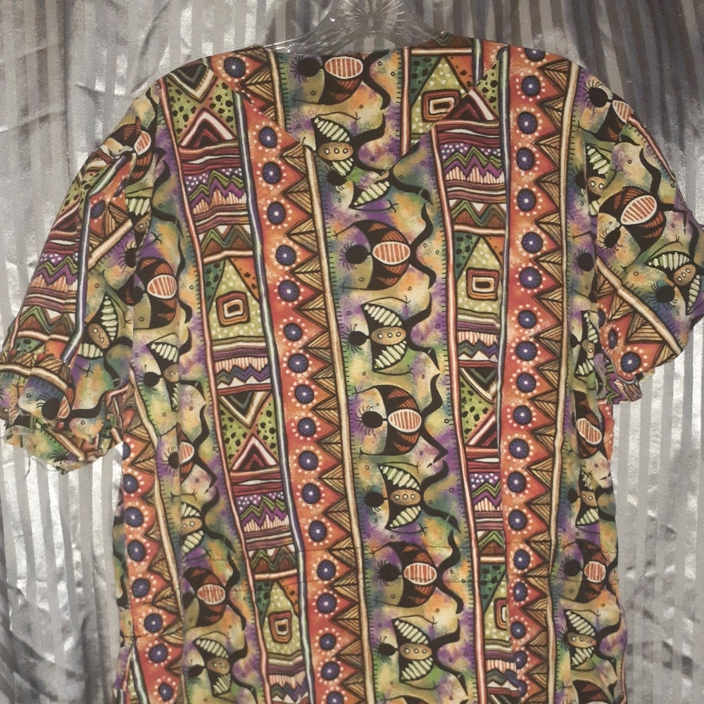 Scrub top - Picture 2 of 3